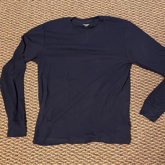 Old navy blue thermal long sleeve - Picture 2 of 5